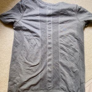 Lulu Lemon Grey Athletic Top